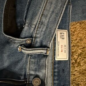 GAP Men's Classic Blue Slim Jeans-used twice